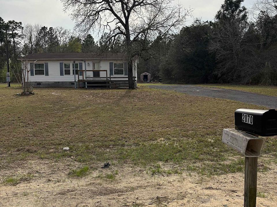 1st image of 2070 Martin St.