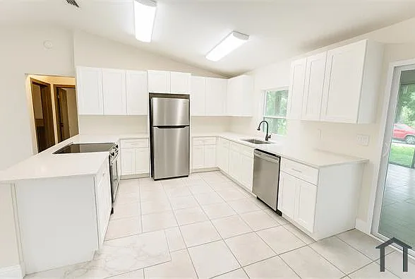 17203 48th Ct N — Photo 3