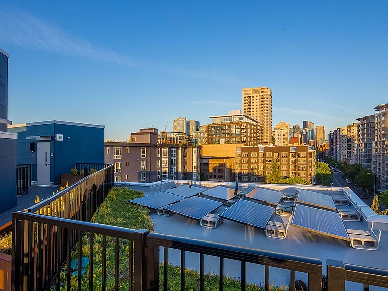 Minnie Flats | 101 Denny Way, Seattle, WA 98109 — Photo 43