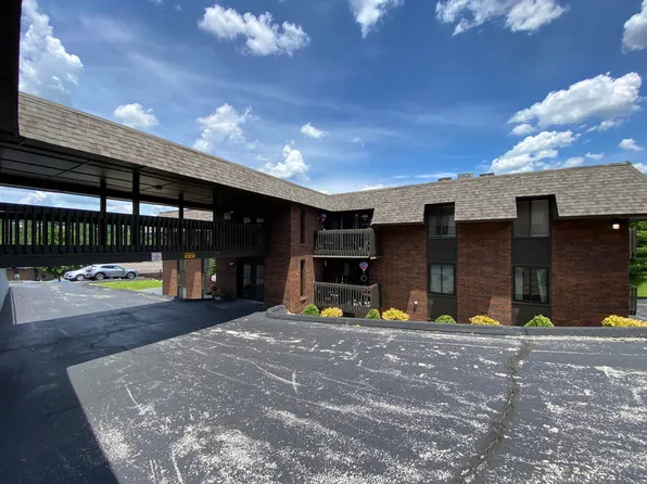 170 Wilshire Drive #83, Hollister, MO 65672