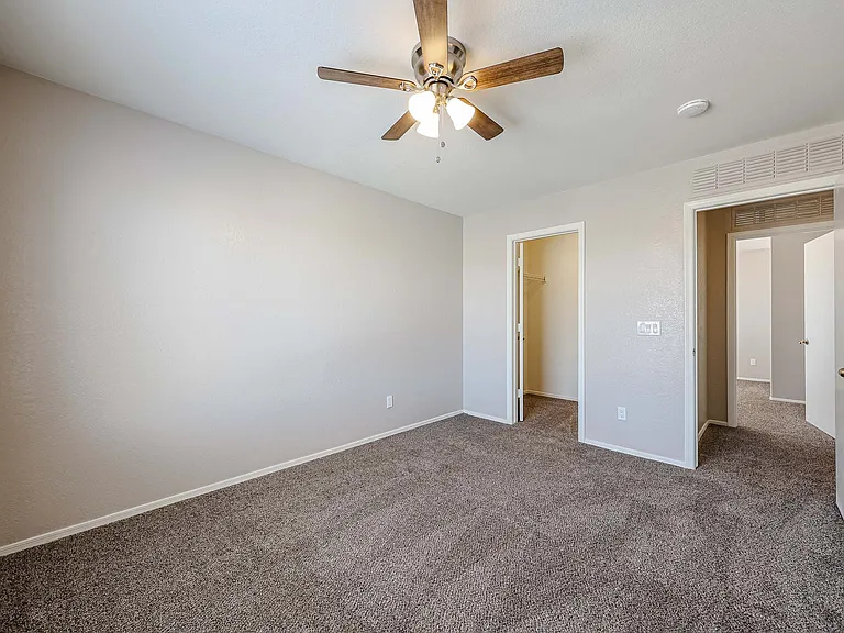 2648 S 84th Gln — Photo 37