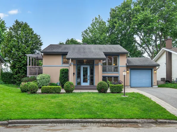 1282 Alloway Cres, Ottawa, ON K1K 3Z1