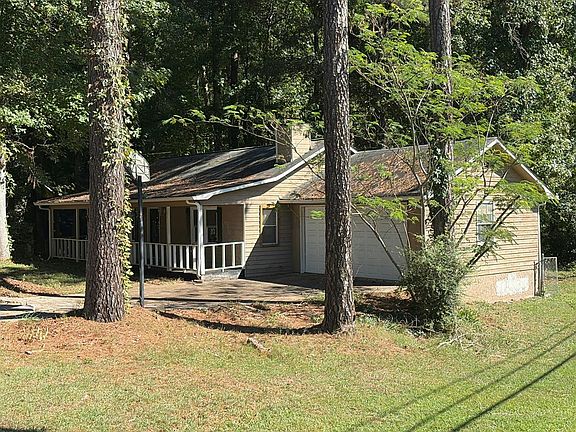 5th image of 18 Fox Dr