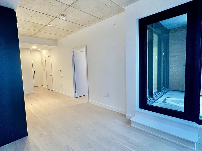 1720 Bayview Ave #527 — Photo 10