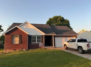 1109 Leathers Ln, Frankfort, KY 40601
