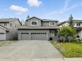 20780 Icefall Dr, Eagle River, AK 99577