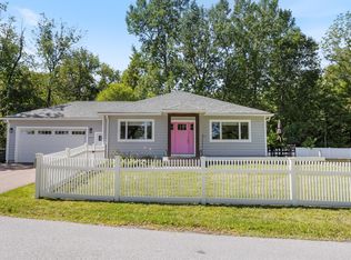 275 Mills Point Rd, Colchester, VT 05446