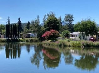292 Lakeview Dr, Grants Pass, OR 97526