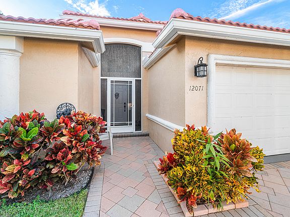 2nd image of 12071 Cortina Drive
