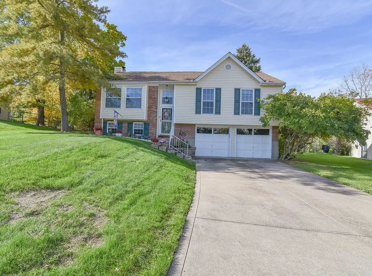 738 Mill Valley Dr photo 1