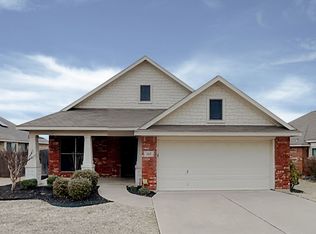 1517 Cowtown Dr, Mansfield, TX 76063