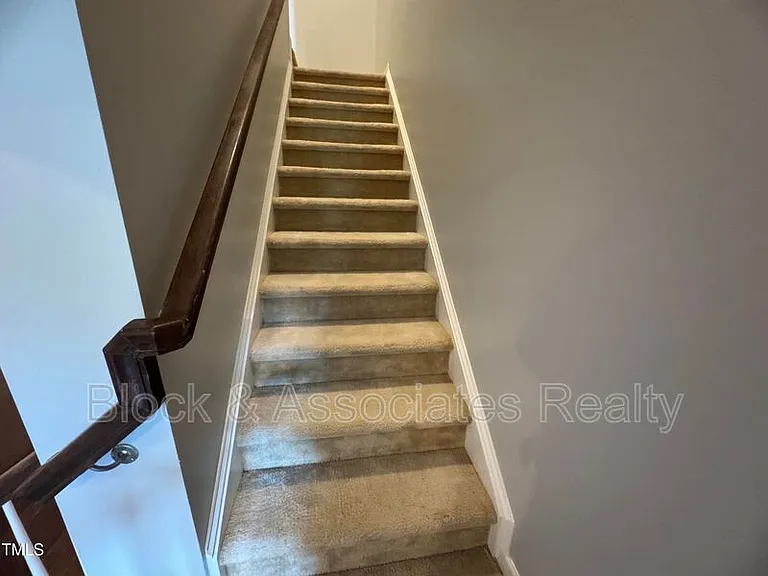 748 Wickham Ridge Rd — Photo 12