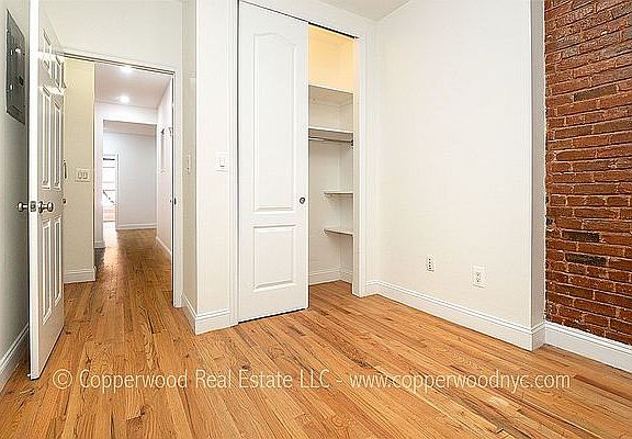 4th image of 172 E 82nd St APT 3A