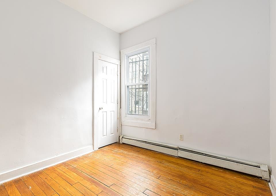 1st image of 268 Bergen Ave