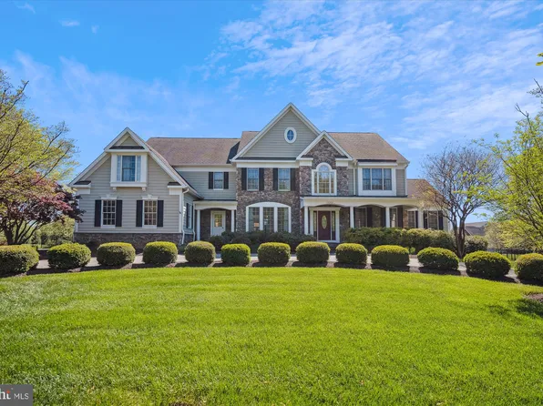 14302 Roxbury Meadow Dr, Glenwood, MD 21738