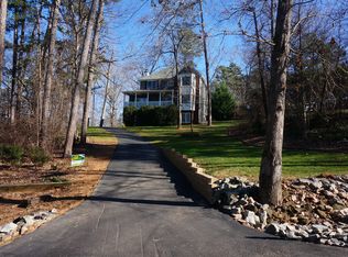 7930 Robin Rd, Cumming, GA 30041