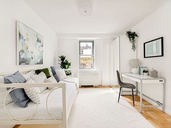 5th image of 55 E 87th St APT 8G