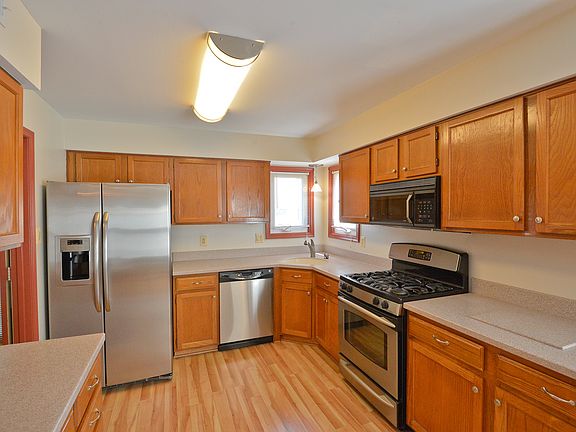 5th image of 7808 Bold Lion Ln