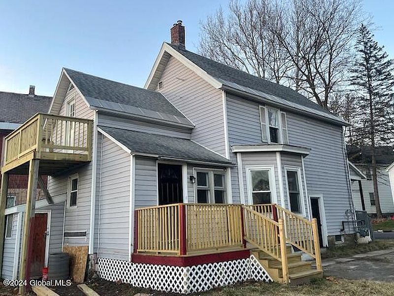 4th image of 103 James Street
