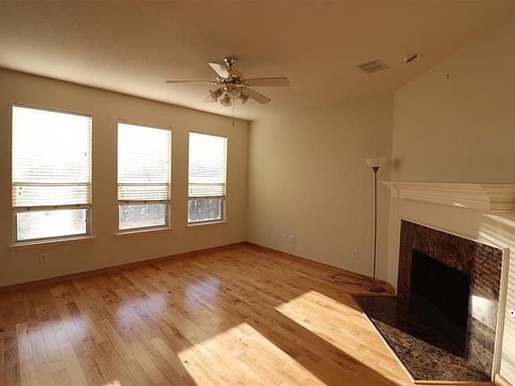 5th image of 1206 Spanish Moss Dr