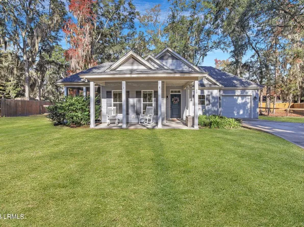 20 Sherwood Ln, Beaufort, SC 29907