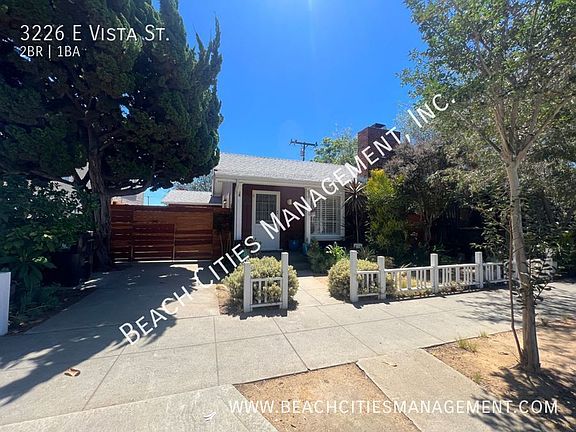 2nd image of 3226 E Vista St