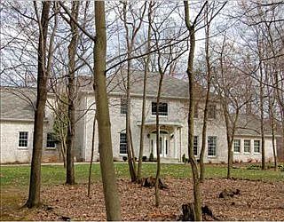 5th image of 17 Sassafras Ln