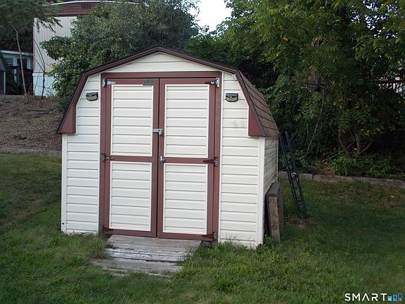 5th image of 325 Kelly Road Lot A6