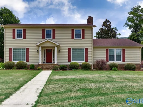 9413 Dons Ct SE, Huntsville, AL 35803