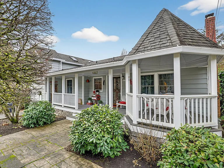 4821 SW 31st Dr — Photo 33