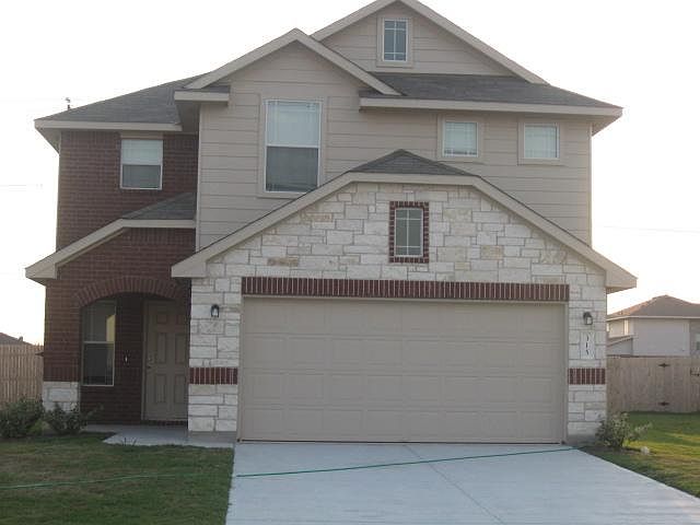 1st image of 319 Flat Rock Dr