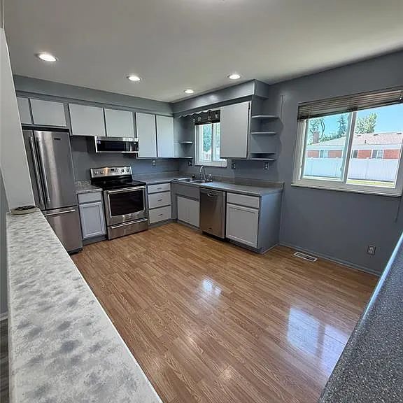 5902 N Lafayette St — Photo 5