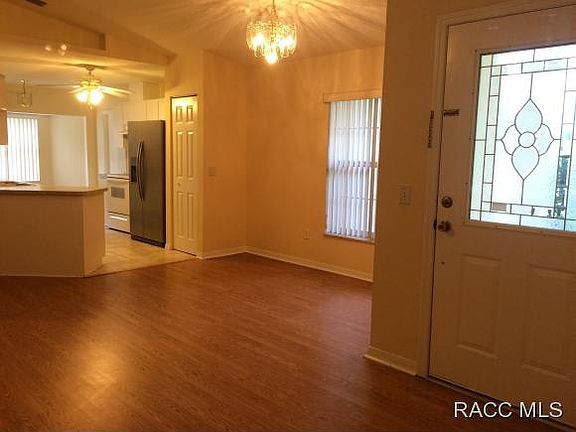 4th image of 739 Sherwood Ave