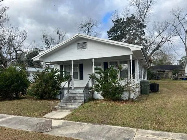 305 Manilla Ave, Douglas, GA 31533