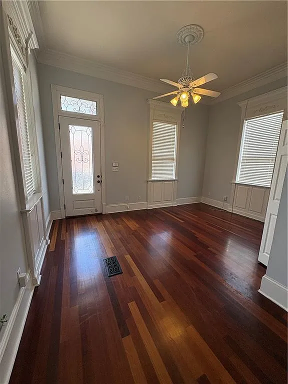 3 bed, 1808 sqft, $2,350 — Photo 2