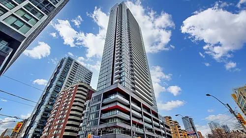 159 Dundas St E Photo 1