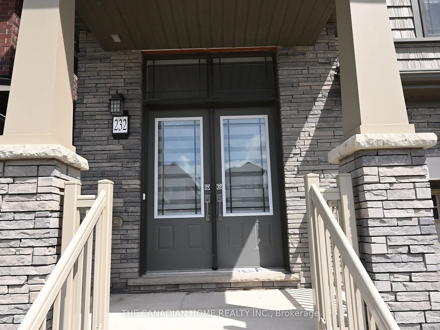 4 bed, $3,000 — Photo 2