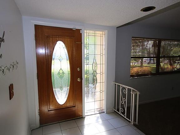 3rd image of 708 Richards Ave