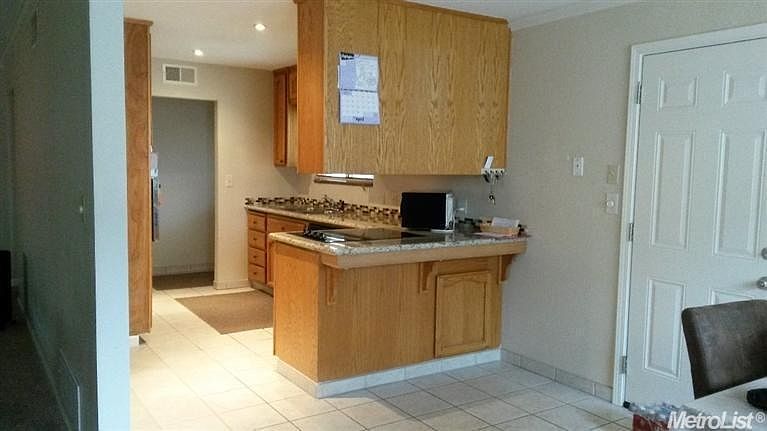 2nd image of 2405 Riedel Way