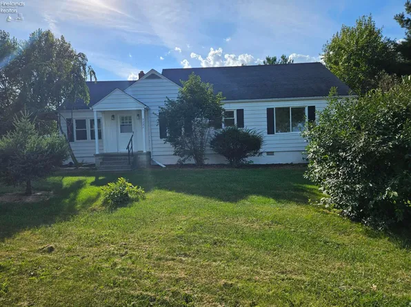 3321 Hayes Ave, Sandusky, OH 44870