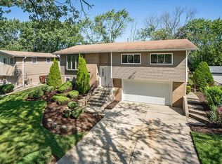 5722 150th St, Oak Forest, IL 60452