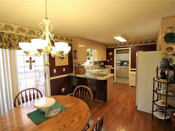 2nd image of 5550 Highway 136 W