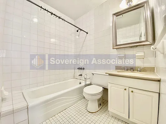 Rented by Sovereign Associates | media 7