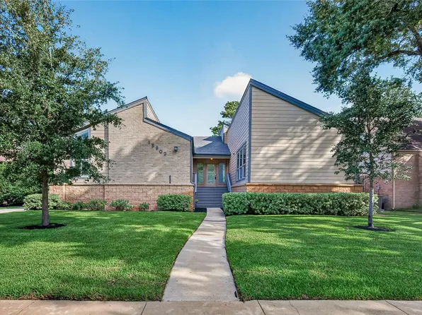 15902 Jersey Dr, Jersey Village, TX 77040