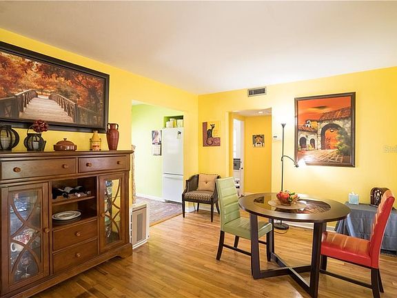 5th image of 1750 Wentwood Ave