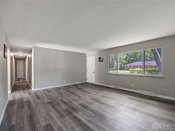 5th image of 3500 Jonathon Dr