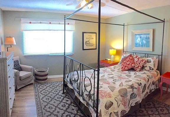 3rd image of 7000 Palmetto Dr Unit 10F