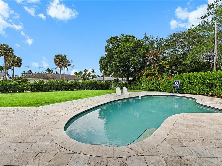 1049 W Palmetto Park Rd — Photo 30