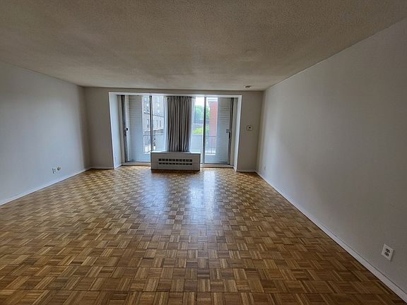 3rd image of 44 Washington St APT 206