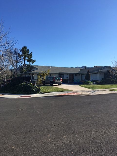 1st image of 52 Sandra Ct